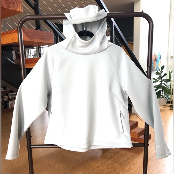 NWOT Interface Scuba urban hoodie with zip pockets and fleece lining: urban wear - Picture 1 of 11